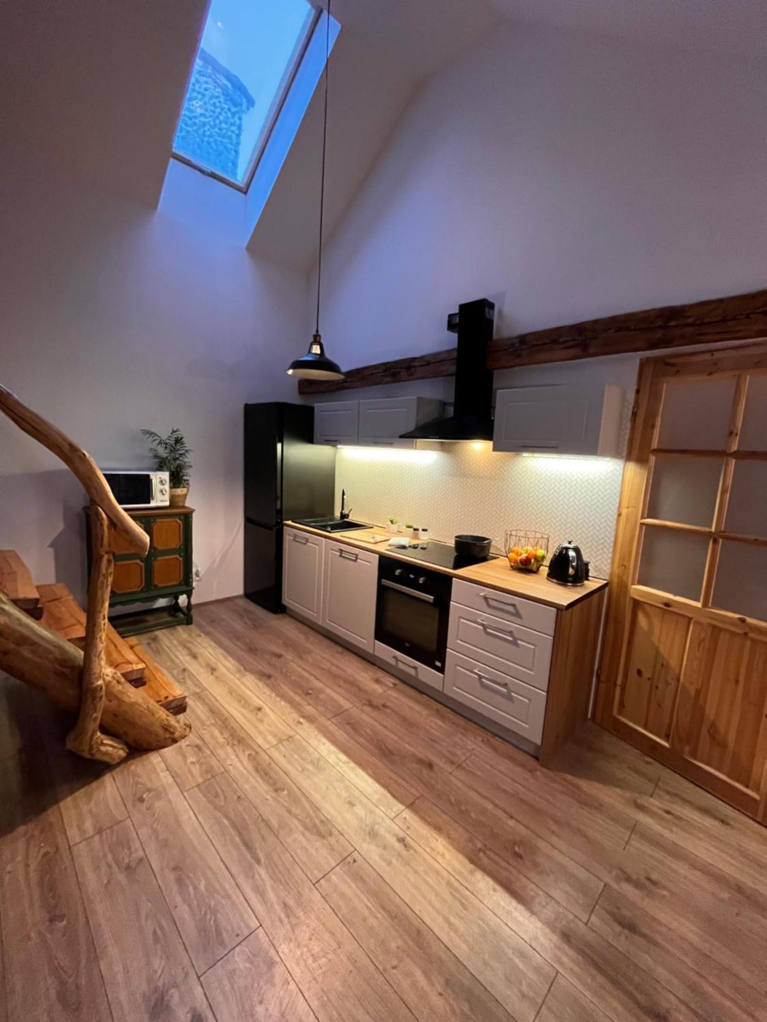 Dobrze Mi Tu-Kikity Apartment Bagian luar foto